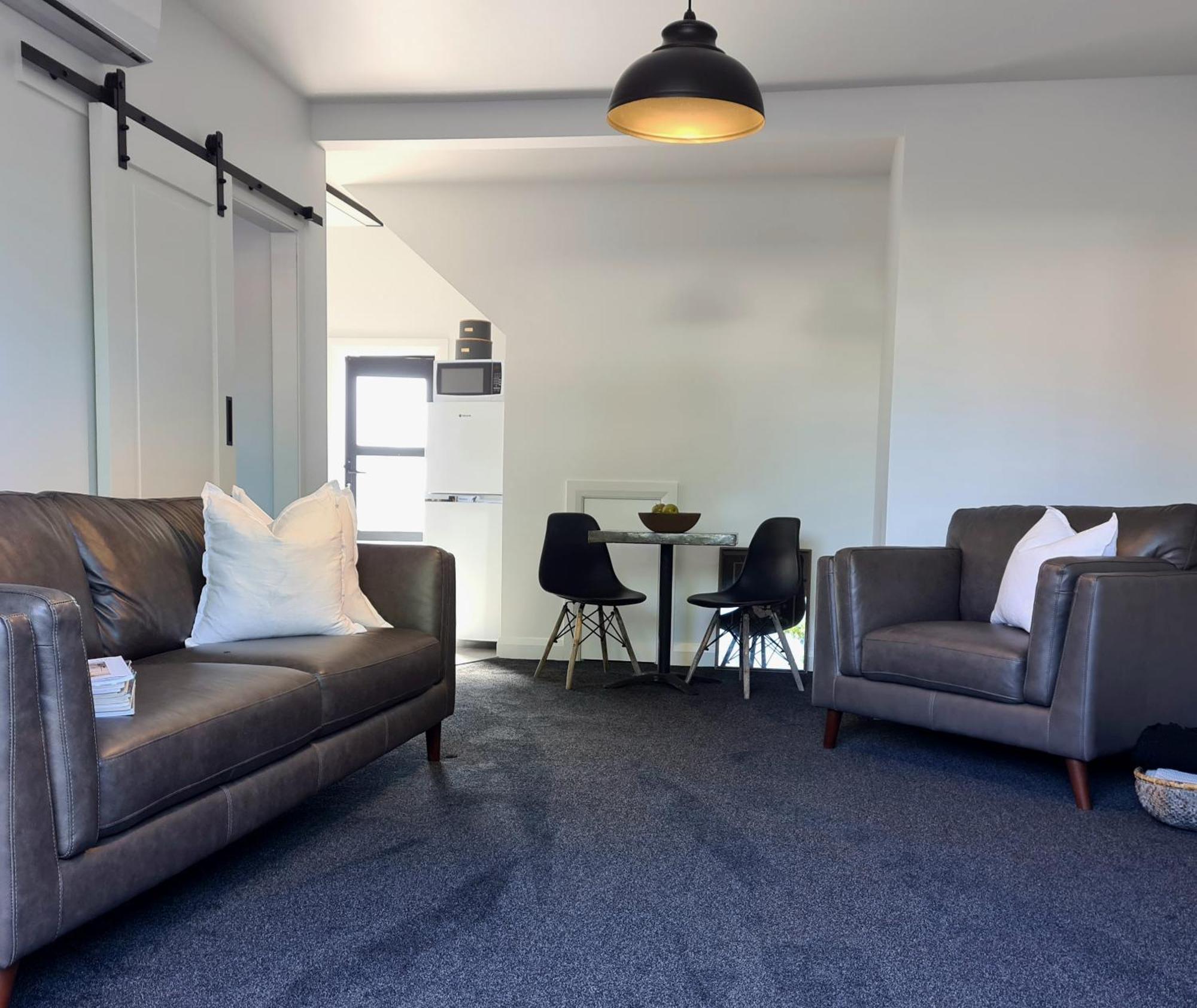 Apartment 1 - Haddin Court - Executive One Bedroom Μπλένχαϊμ Εξωτερικό φωτογραφία